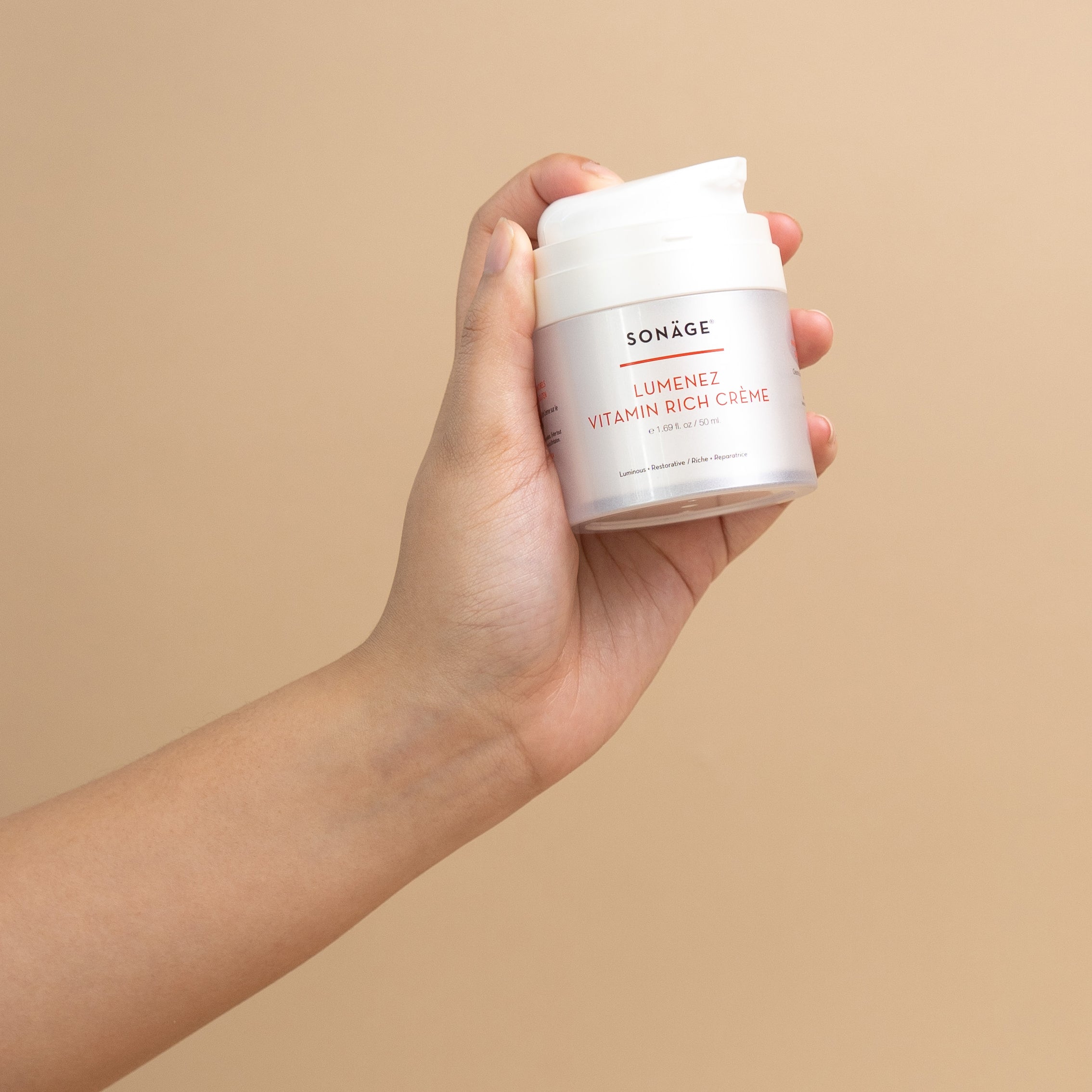 lumenez vitamin c and vitamin e facial moisturizer