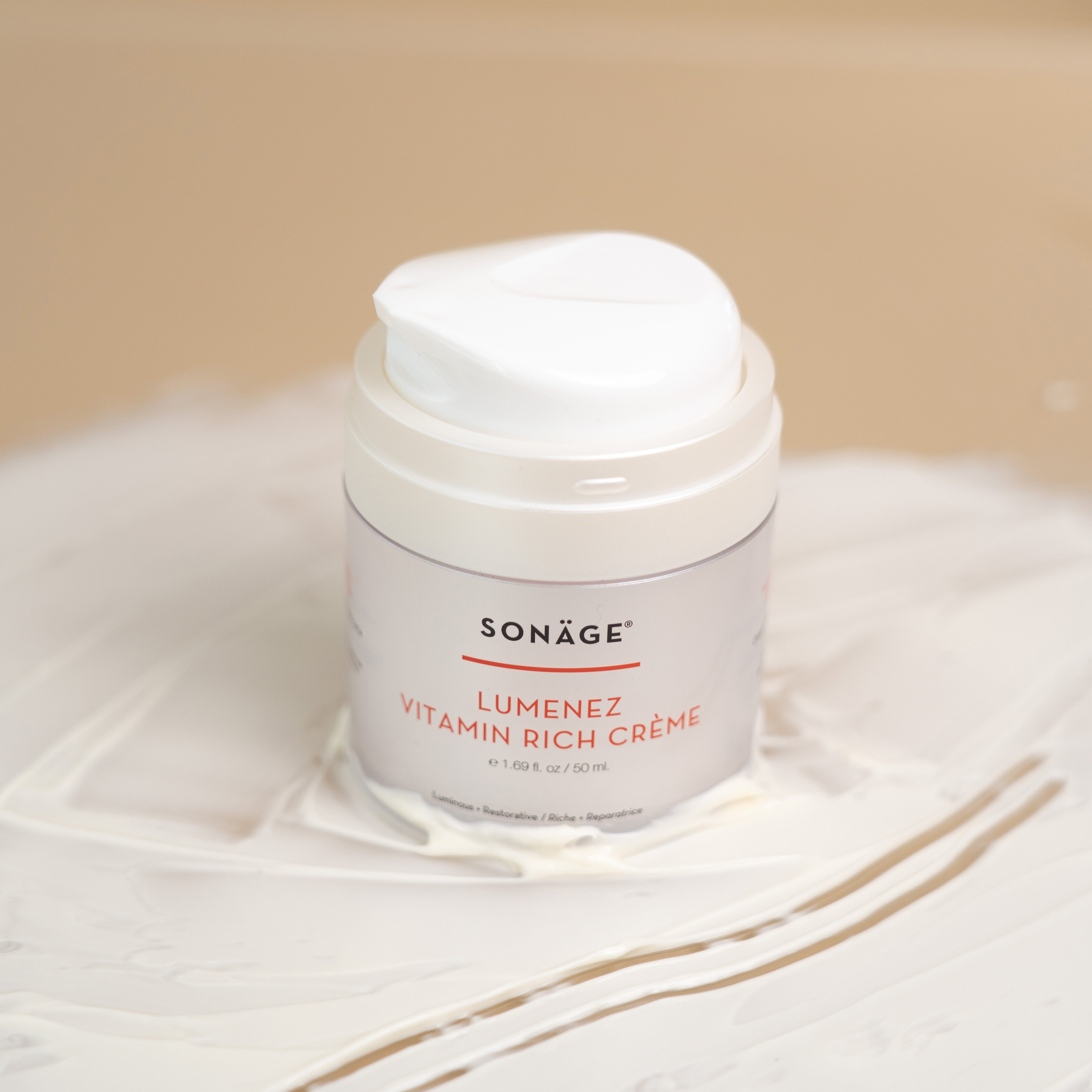 lumenez vitamin c and vitamin e facial moisturizer